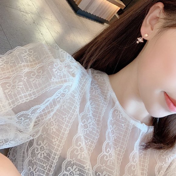 ✨NEW!✨ Star and Moon 🌙  Rose Gold Earrings! - Picture 5 of 7